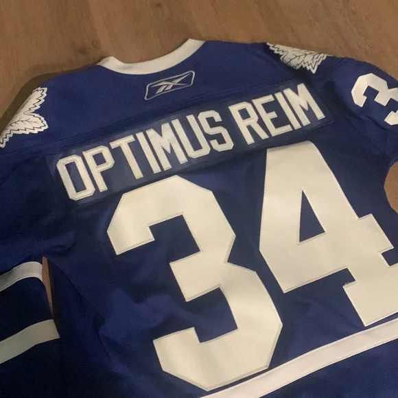 Maple leafs Reimer jersey - Picture 4 of 4